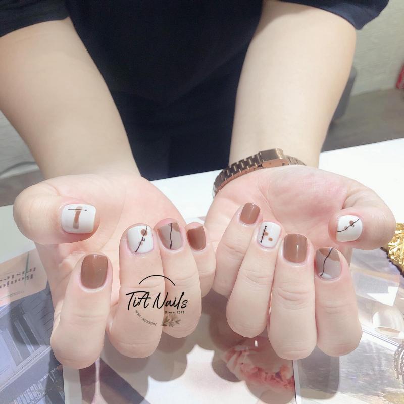 Top 10 Tiệm làm nail đẹp và chất lượng nhất tại TP. Huế