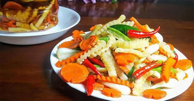 13 Món Ăn Tết Không Thể Thiếu Của Miền Trung