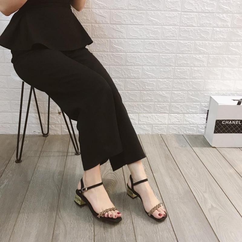 Top 8 địa điểm mua sandal đẹp và chất tại TP. Vinh, Nghệ An