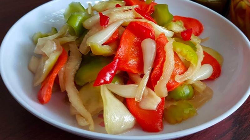 Cách làm dưa kiệu miền Trung đơn giản mà hấp dẫn