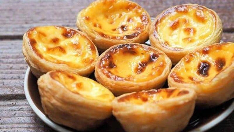 Bánh tart trứng là món bánh ngọt độc đáo với lớp vỏ giòn xốp và nhân trứng mịn màng, tạo nên sự kết hợp hoàn hảo. Cùng khám phá cách làm bánh tart trứng ngay tại nhà, mang hương vị thơm ngon chẳng thua gì bánh KFC.