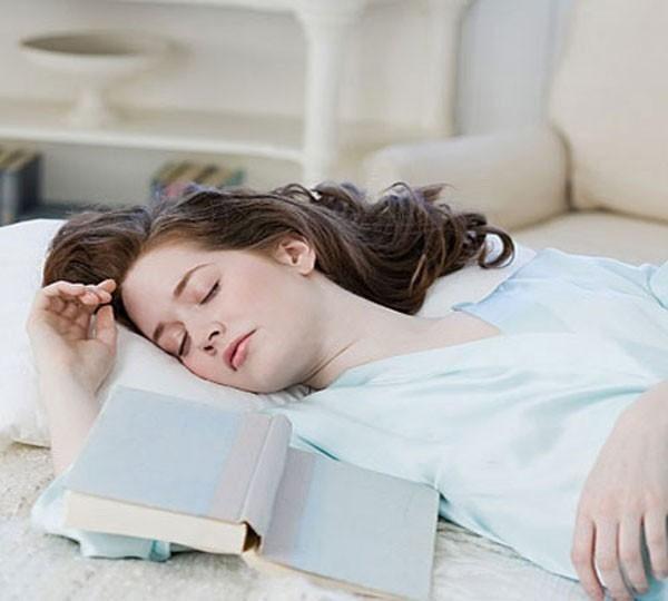 10 hoạt động mà những người độc thân thường làm trong ngày Valentine 14/2