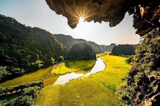 Top 10 địa điểm tuyệt vời để "nắm tay nhau đi trốn"
