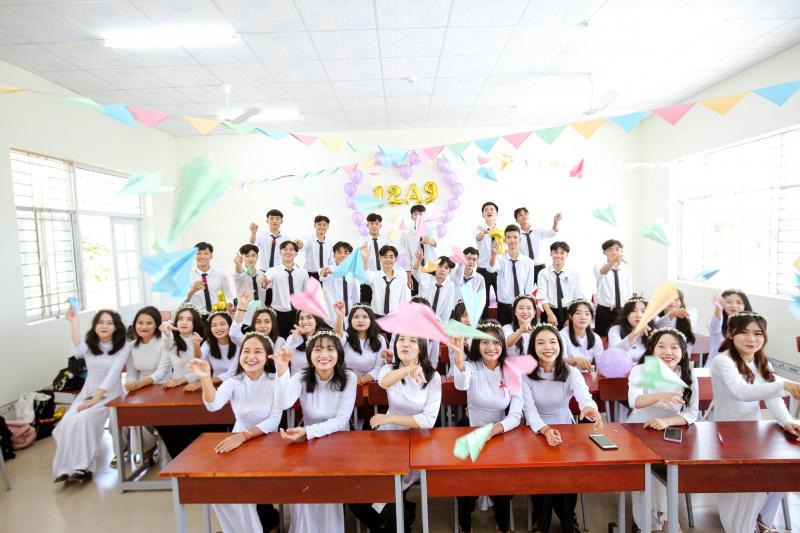 Khám phá 4 dịch vụ chụp ảnh kỷ yếu đẹp nhất tại Trà Vinh - Tripi