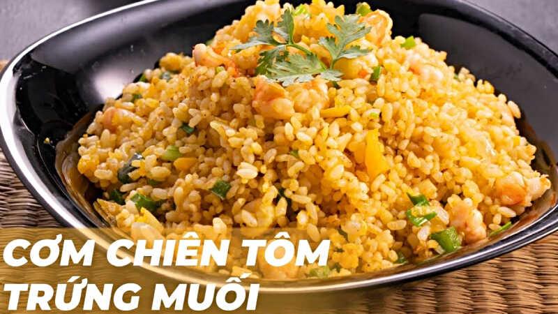 Khám phá cách làm cơm chiên tôm kết hợp trứng muối thơm ngon ngay tại nhà bạn.