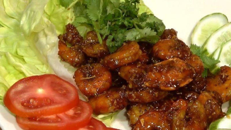 Hướng dẫn bạn cách chế biến món tôm khô rim nước mắm mặn ngọt, món ăn khiến bữa cơm trở nên tuyệt vời và không thể ngừng ăn.