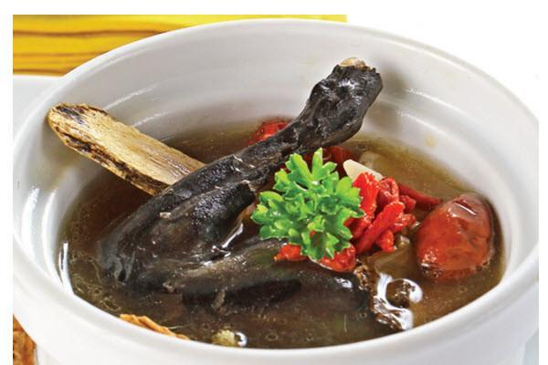Top 5 địa chỉ gà hầm thuốc bắc nổi tiếng tại Đà Nẵng