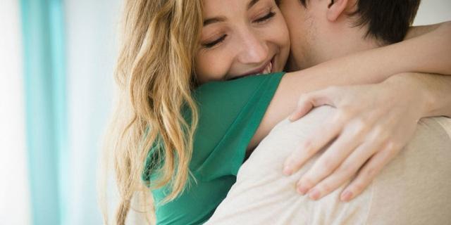 Top 10 điều thú vị khi yêu một chàng trai nhỏ tuổi hơn