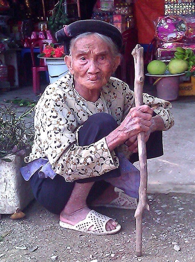 Top 20 bài thơ cảm động dành tặng mẹ nhân dịp 20-10