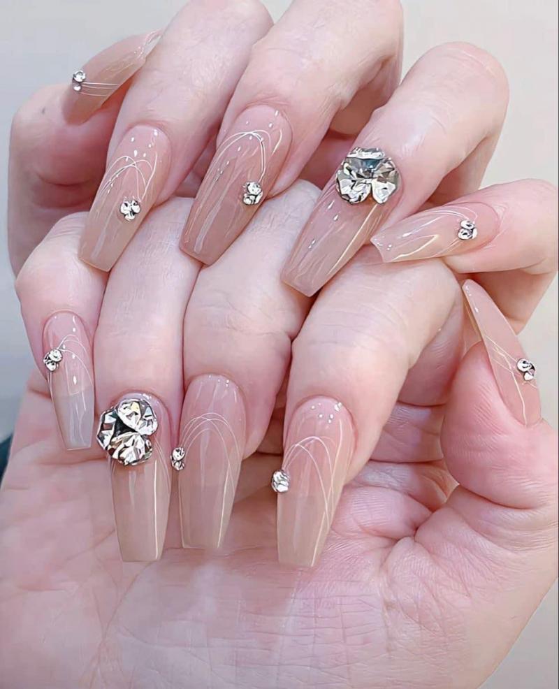 Top 9 tiệm làm nail đẹp và chất lượng nổi bật tại quận Long Biên, Hà Nội