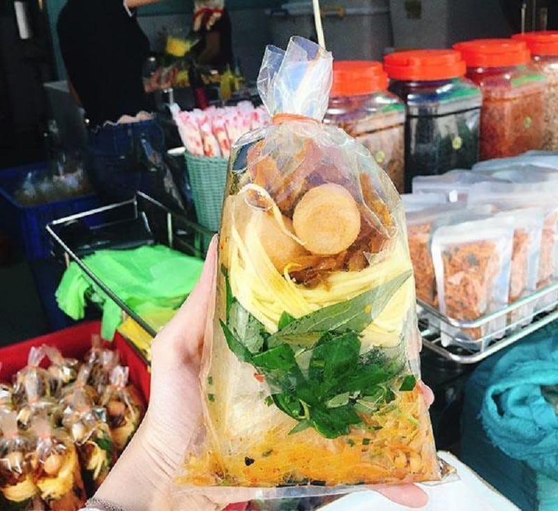 Top 15 địa điểm ăn vặt ngon dưới 15.000 VNĐ tại TP. Hồ Chí Minh