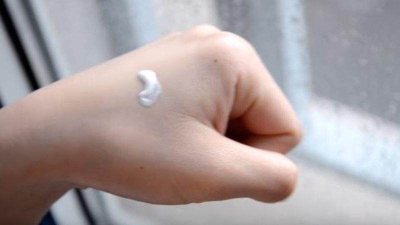 Khám phá 10+ sản phẩm kem chống nắng dạng sữa dành cho da dầu, được người dùng đánh giá cao.