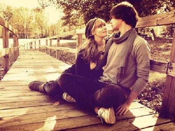 Top 10 câu nói ngọt ngào vượt xa ba từ 'anh yêu em', những lời nói chứa đựng tình cảm chân thành và sự quan tâm sâu sắc mà các chàng trai có thể dành tặng cô gái của mình. Những lời này không chỉ là những lời yêu thương thông thường mà còn là cách để bày tỏ sự chăm sóc, sự bảo vệ, và tình cảm đong đầy mà một người con gái thật sự cần từ người mình yêu.