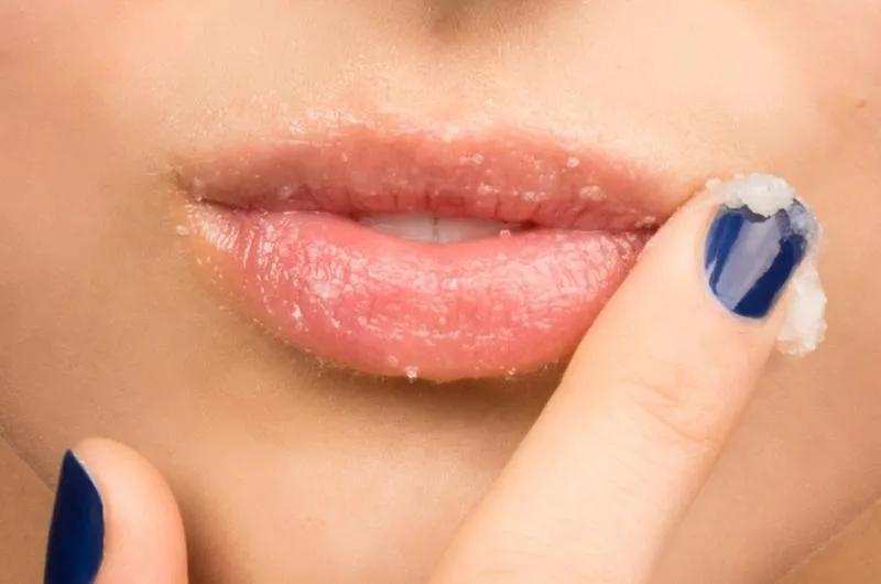 13 Tuyệt chiêu tô son đẹp và lâu trôi giúp bạn rạng ngời đón Tết