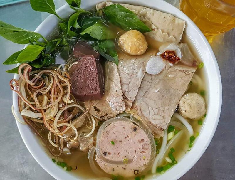 7 quán bún bò Huế ngon nhất tại TP. Đồng Hới, Quảng Bình