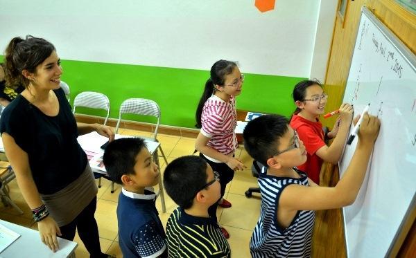 Top 4 Trung tâm học tiếng Anh giao tiếp hàng đầu tại Quảng Ninh