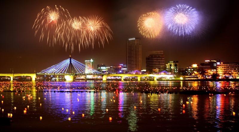 Top 8 Thành phố và Tỉnh tổ chức Giáng sinh (Noel) tuyệt vời nhất tại Việt Nam