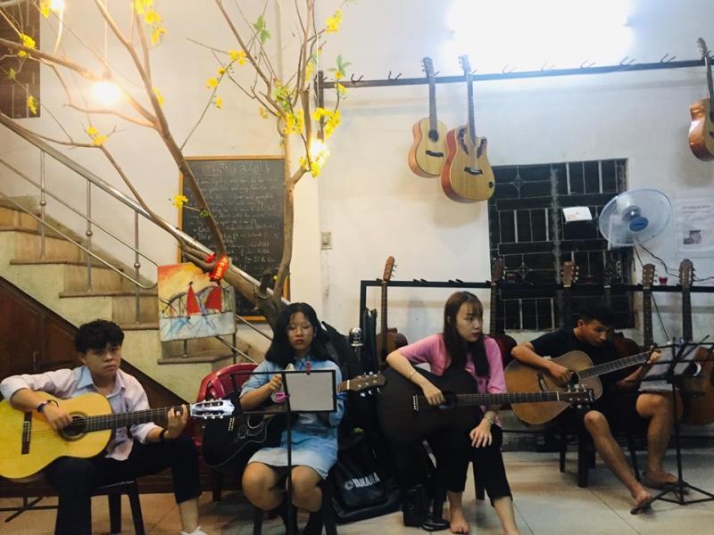 Top 10 Địa Chỉ Học Guitar Uy Tín và Giá Rẻ Dành Cho Sinh Viên Tại Đà Nẵng