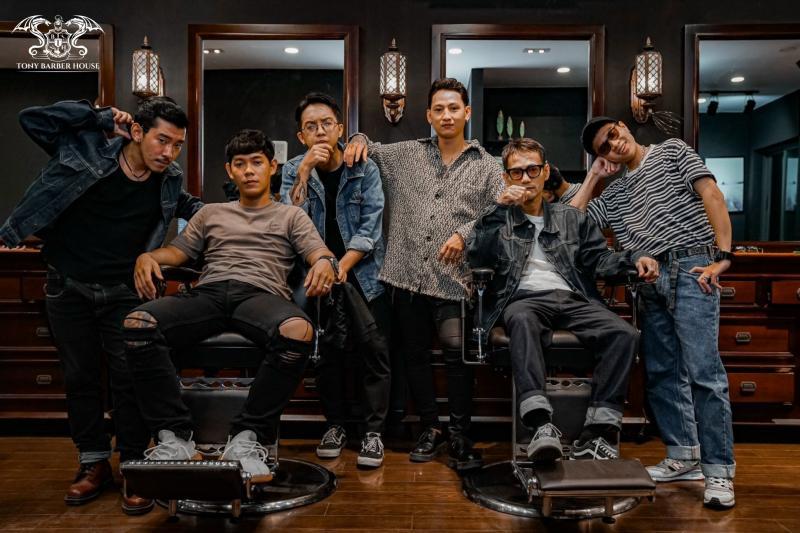 Top 13 tiệm cắt tóc nam uy tín và chất lượng tại TP. Hồ Chí Minh