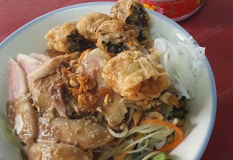 Top 8 Quán bún thịt nướng và nem lụi ngon nhất tại Thừa Thiên Huế