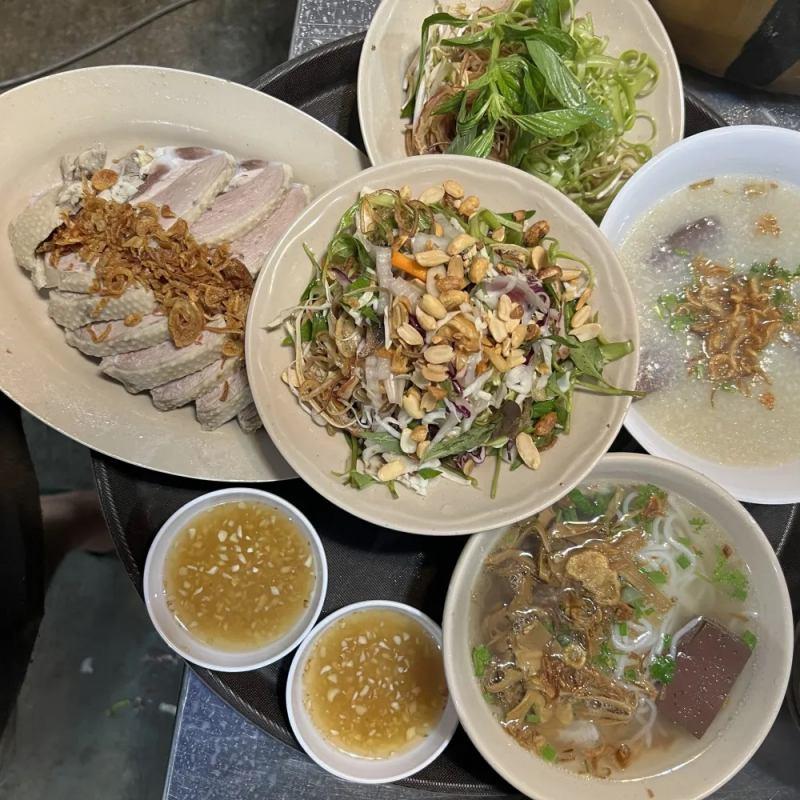 Khám Phá 11 Quán Bún Măng Vịt Ngon Nhất Sài Gòn
