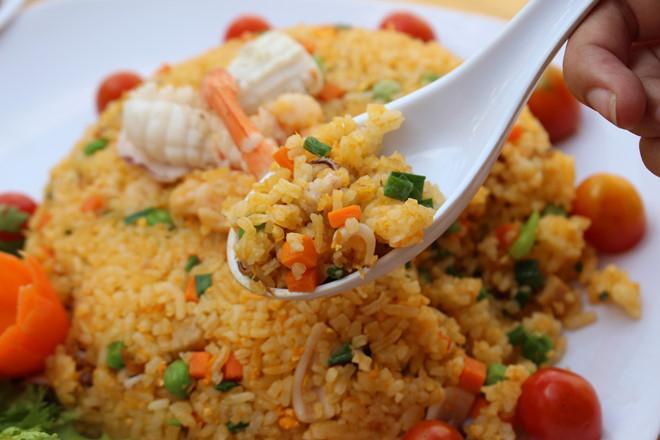Khám phá Top 5 quán ăn tuyệt vời trên đường Trần Nguyên Đán, Huế