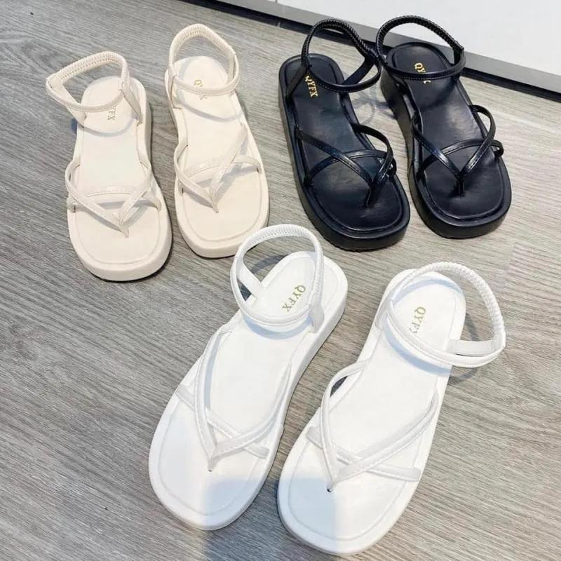 Top 10 cửa hàng giày sandal uy tín và chất lượng hàng đầu tại TP. HCM