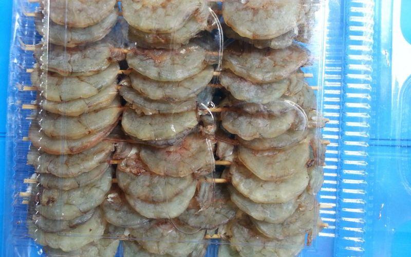 Tôm lụi – đặc sản trứ danh đất mũi Cà Mau, giá cao vẫn cháy hàng