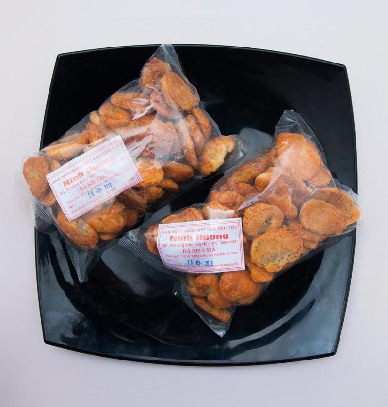 Top 9 địa chỉ bán bánh chả ngon nhất Hà Nội