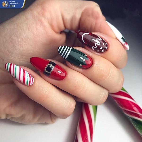 Top 10 mẫu nail Giáng sinh vừa dễ thương vừa đơn giản