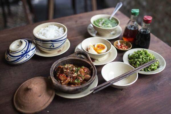 Top 7 Quán ăn đặc sắc trên đường Minh Mạng, Huế