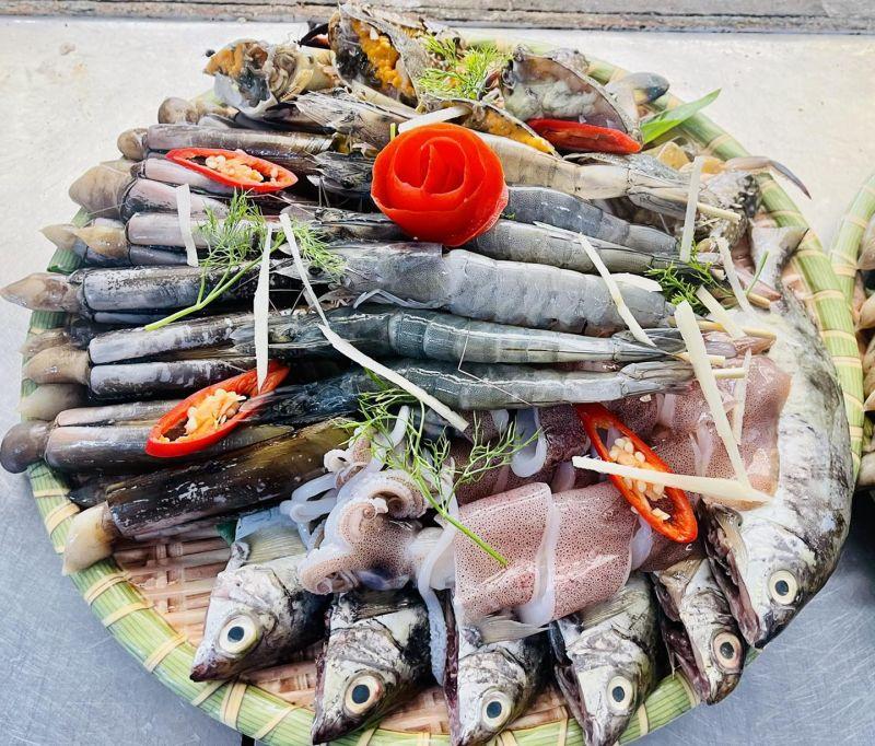 Top 12 Địa chỉ thưởng thức hải sản tuyệt hảo nhất tại TP. Uông Bí, Quảng Ninh