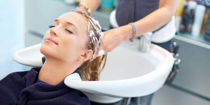 Vì sao tóc bạn lại chẻ ngọn, xơ rối?