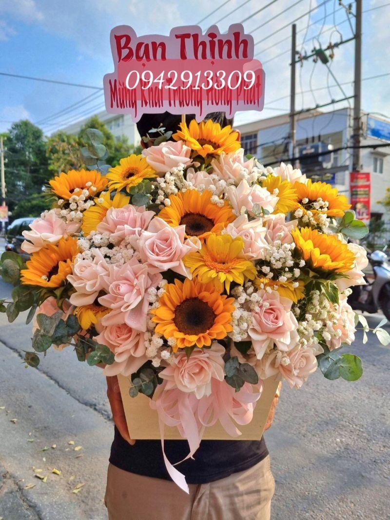 Top 8 cửa hàng hoa tươi được yêu thích nhất tại Quận 5, TP. HCM