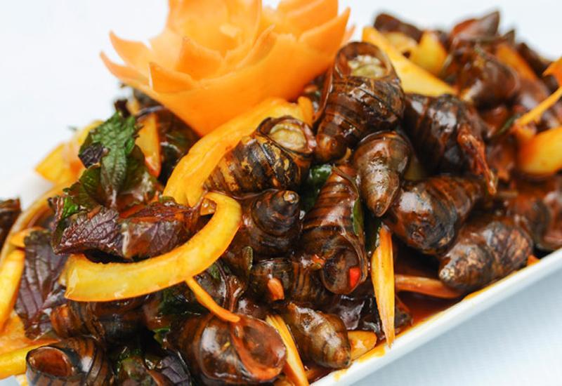 Top 6 Quán ăn vặt lý tưởng để hẹn hò, tụ họp quanh khu vực Bãi Cháy