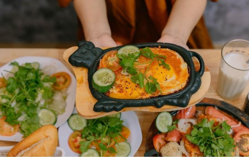 Top 6 quán bánh mì chảo ngon nhất TP. Đà Lạt, Lâm Đồng