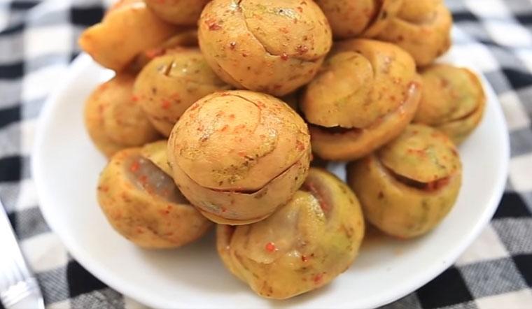 Hướng dẫn làm sấu dầm chua ngọt giòn rụm, khó cưỡng