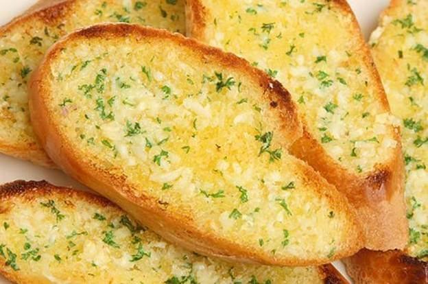 Khám phá 9 công thức làm bánh đơn giản với nồi chiên không dầu ngay tại nhà