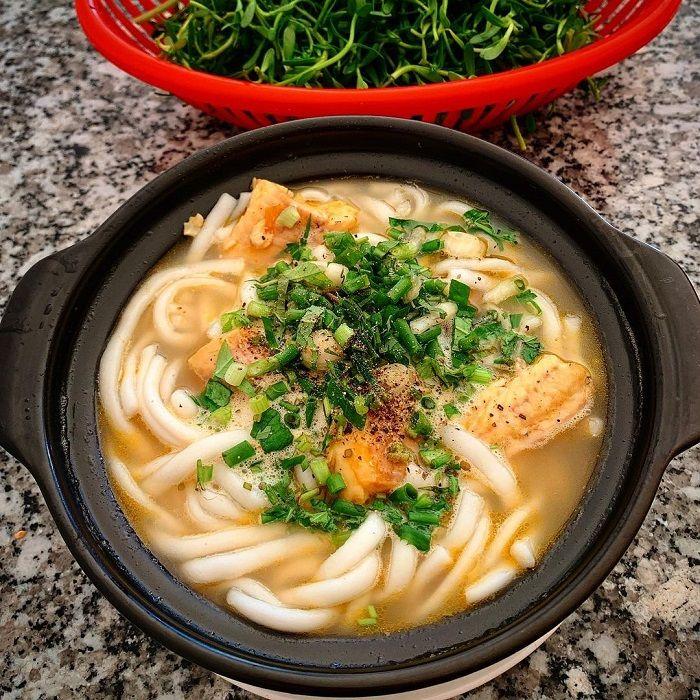 Top 8 Quán Bánh Canh Cá Lóc Ngon Nhất ở Huế