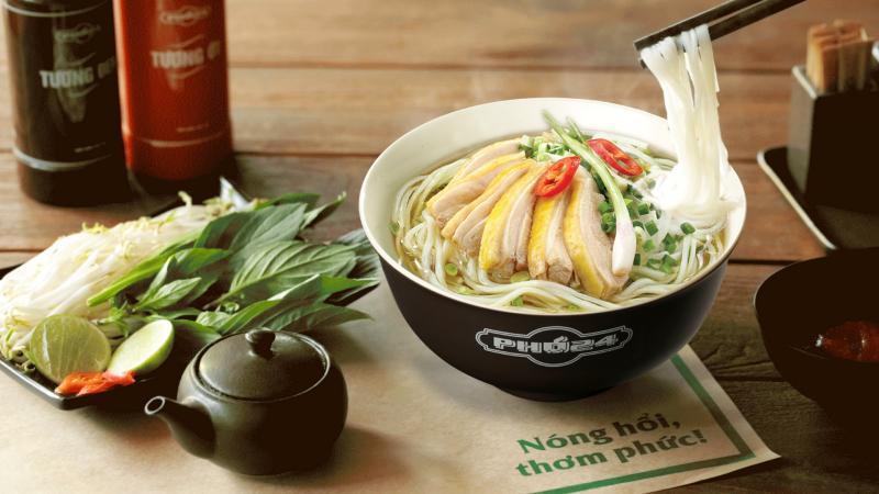 Top 11 Địa chỉ phở gà ngon nhất TP.HCM