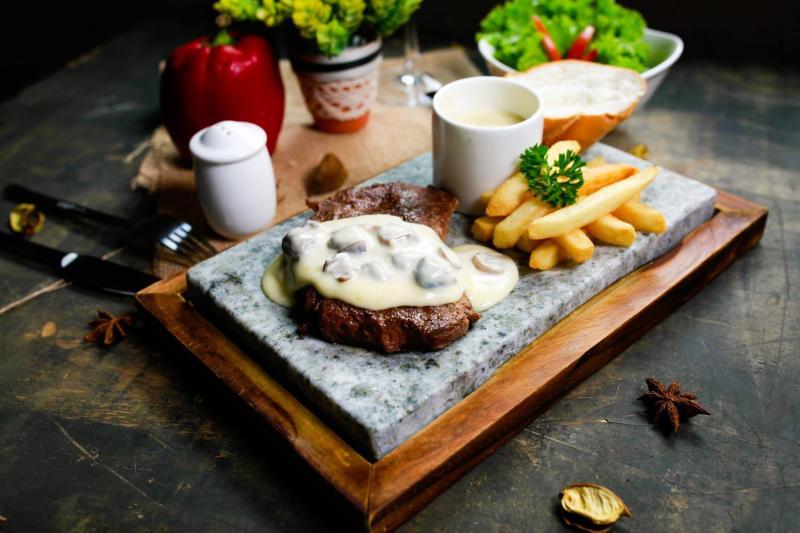 Khám phá 5 nhà hàng beefsteak tuyệt vời nhất tại Quận Phú Nhuận, TP. HCM
