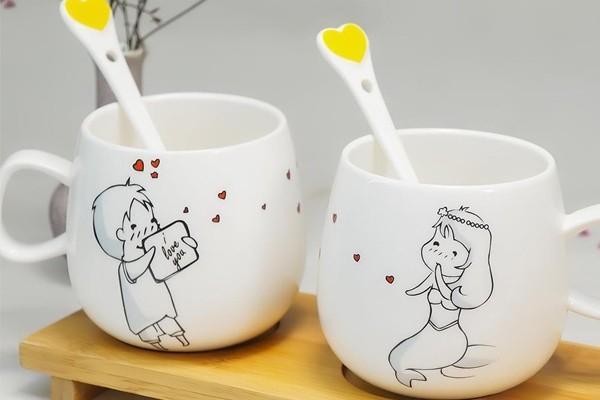 Top 10 dịch vụ in hình lên cốc, in ảnh lên ly sứ cho cá nhân, doanh nghiệp tại Hà Nội