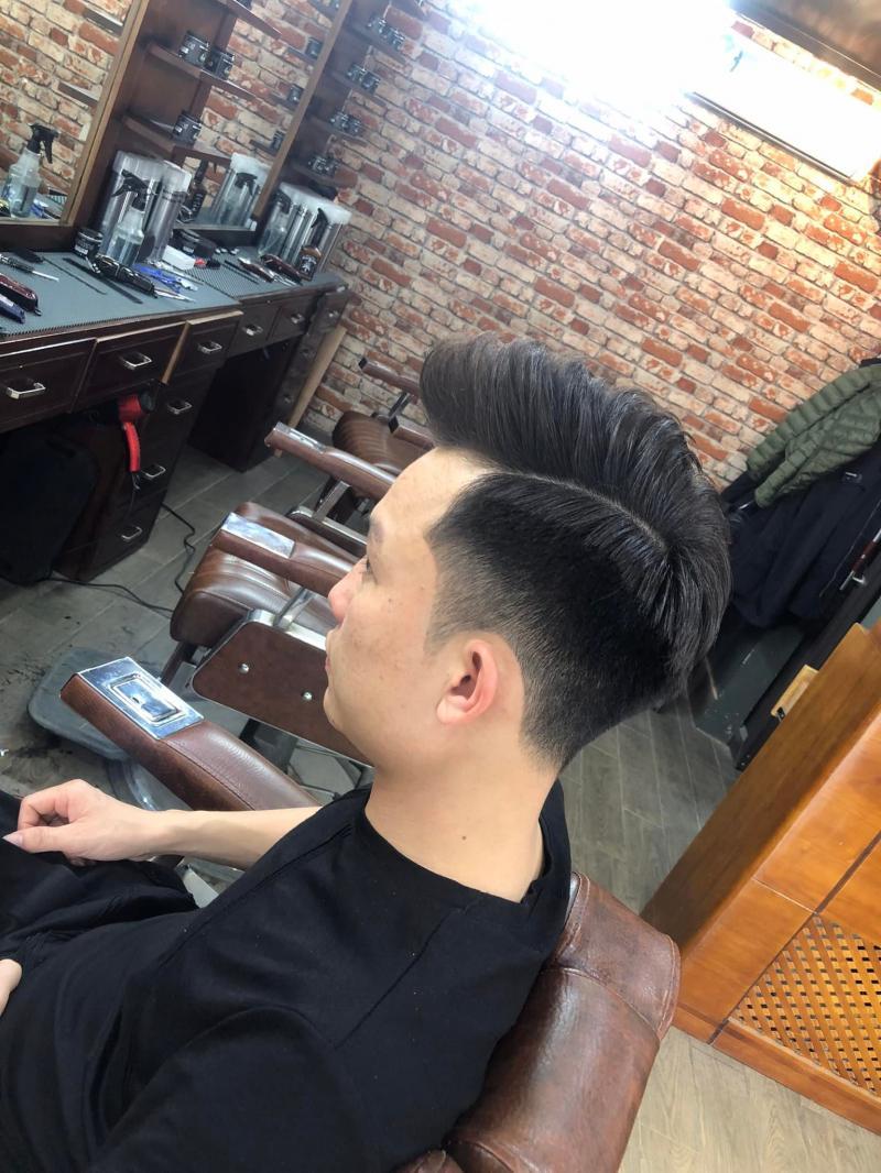 Khám phá Top 13 Tiệm Cắt Tóc Nam Chất Lượng và Đẹp Nhất tại Thanh Hóa
