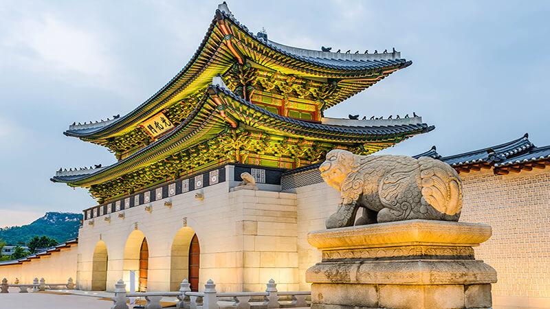 Khám phá 10 địa điểm du lịch nổi bật nhất tại Seoul, thủ đô xinh đẹp của Hàn Quốc.