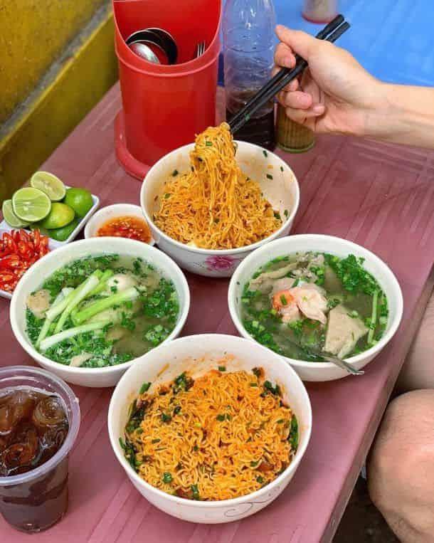 Top 8 quán mì trộn muối ớt được ưa chuộng nhất TP. HCM