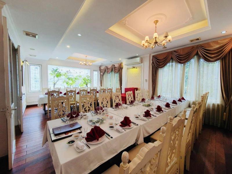 Top 9 Nhà Hàng Hải Sản Nổi Tiếng Nhất Hà Nội