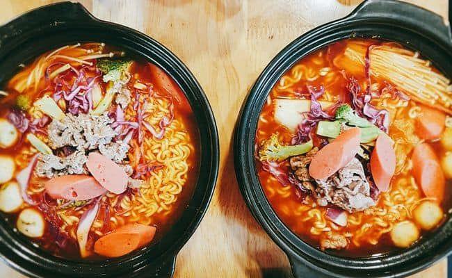 Top 13 món ăn ngon tại khu vực Đại học Hà Nội