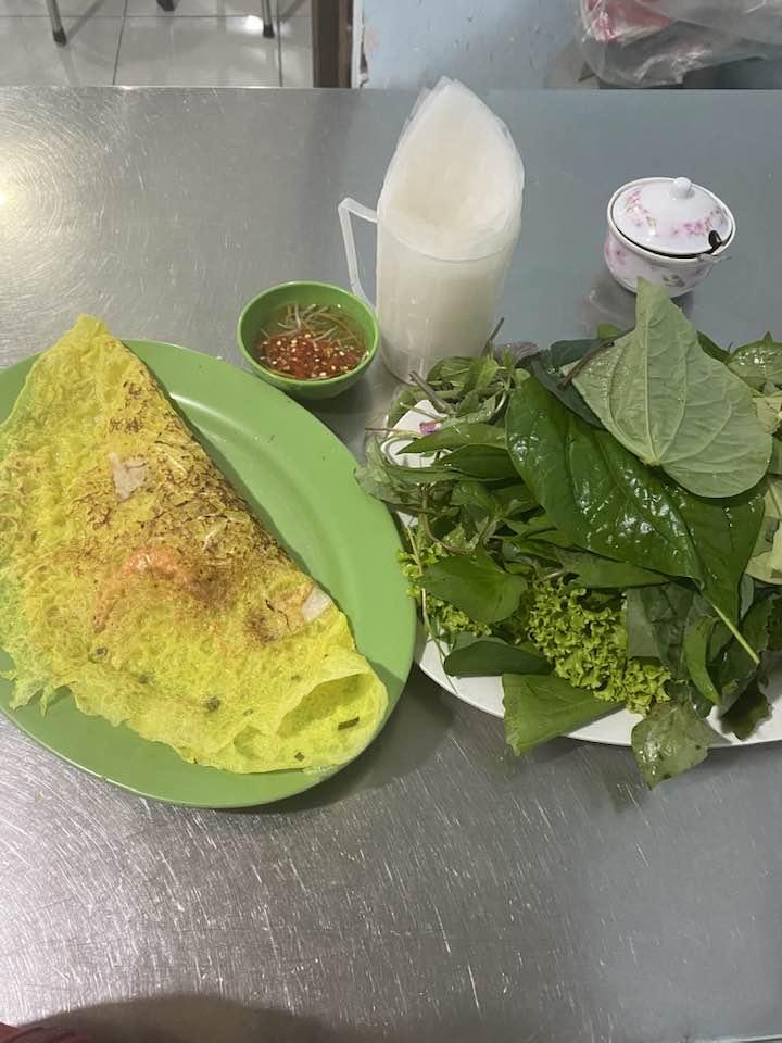 Top 7 địa điểm thưởng thức bánh xèo ngon khó cưỡng tại Bình Dương