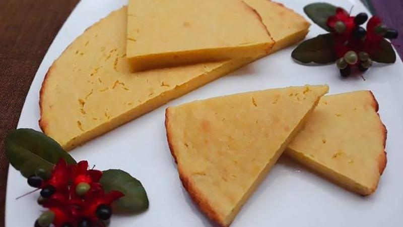 Khám phá công thức làm bánh khoai lang dừa thơm ngon, dễ dàng chỉ với chảo đơn giản, chắc chắn sẽ làm hài lòng mọi khẩu vị.