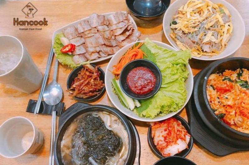 Top 13 Quán Ăn Hàn Quốc Ngon và Nổi Tiếng Tại TP.HCM
